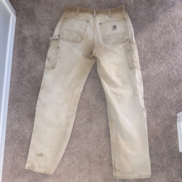 Yes,they’re beat to shit and there’s a hole in the crotch.No, theyre lackin drip - Picture 2 of 4